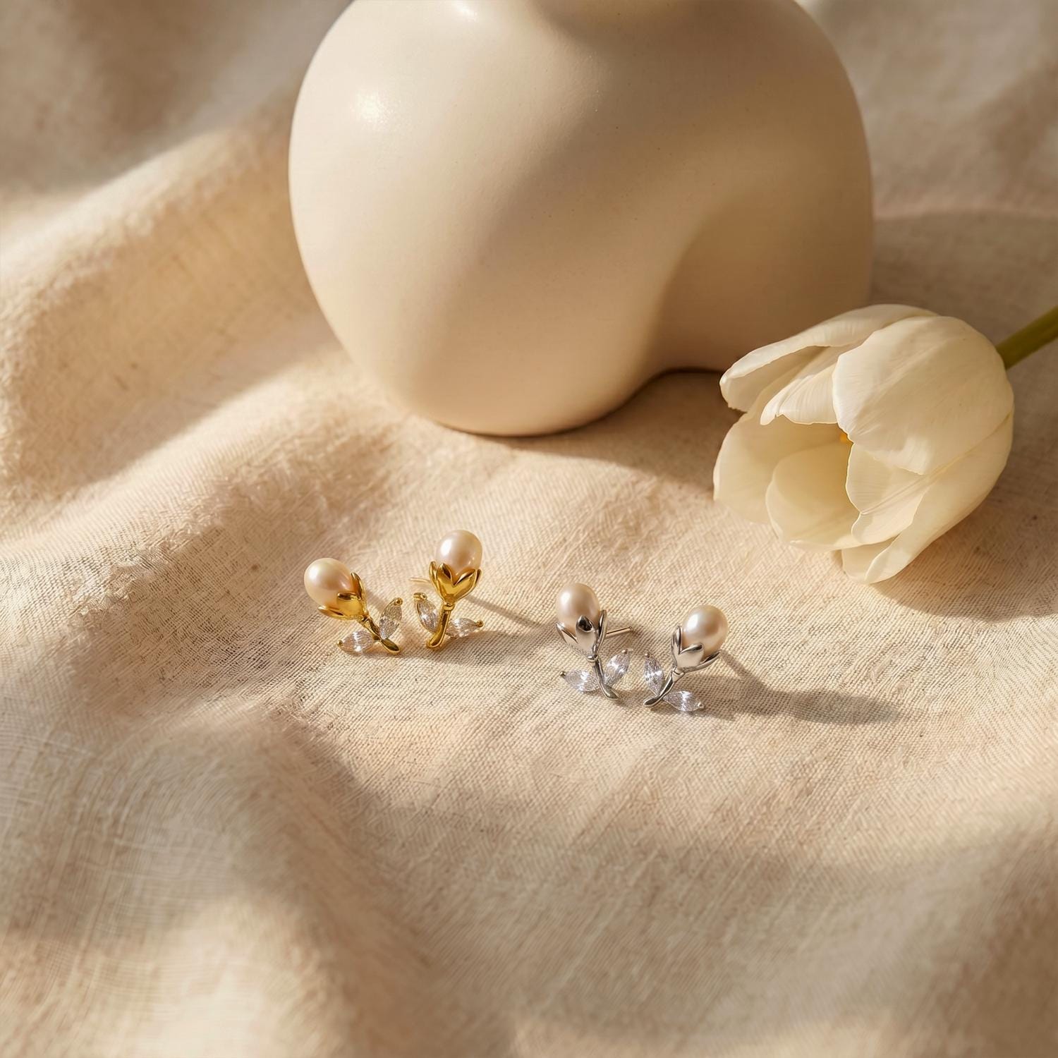 Tulip Stud Earrings with Freshwater Pearl
